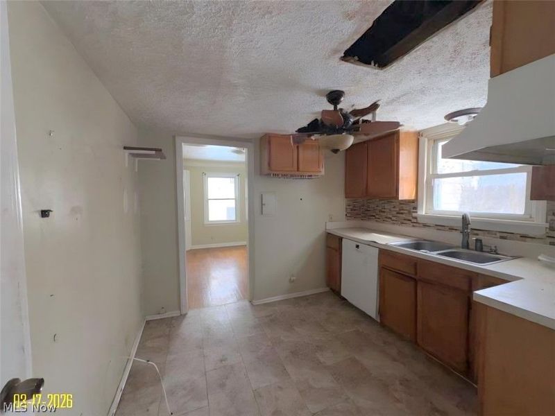 3427 Ashby Road, Cleveland, OH 44120 Photo 22