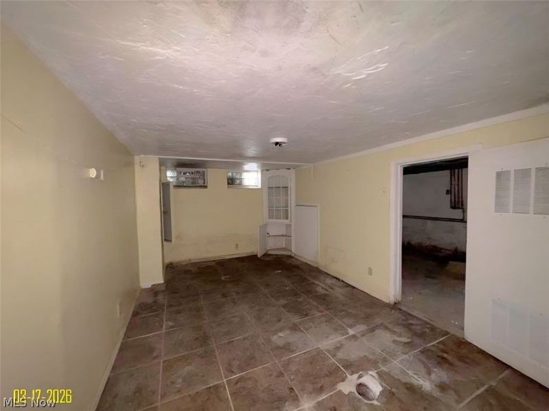 3427 Ashby Road, Cleveland, OH 44120 Photo 28