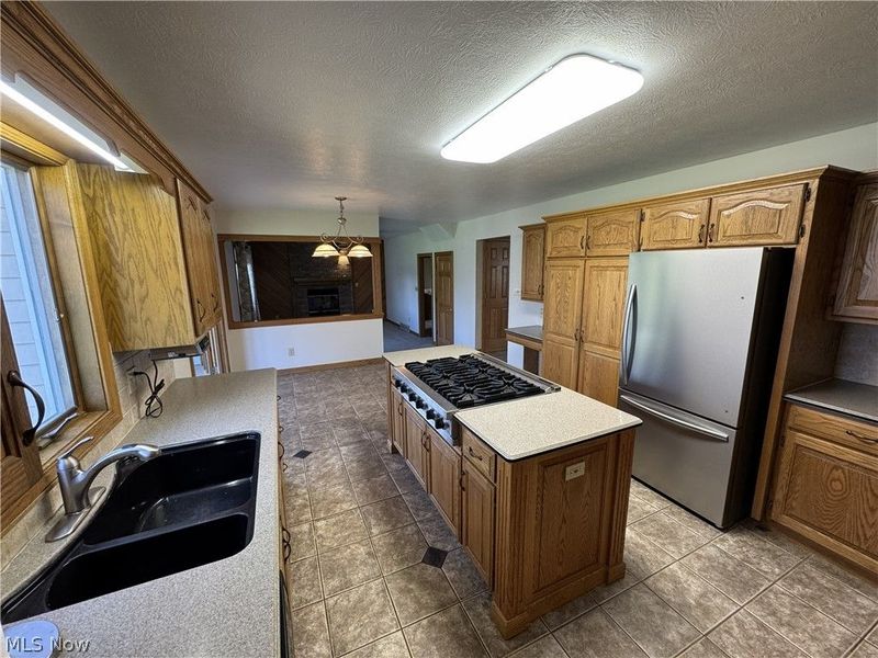 733 Austin Drive, Barberton, OH 44203 Photo 16