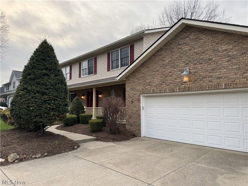 733 Austin Drive, Barberton, OH 44203 Photo 3