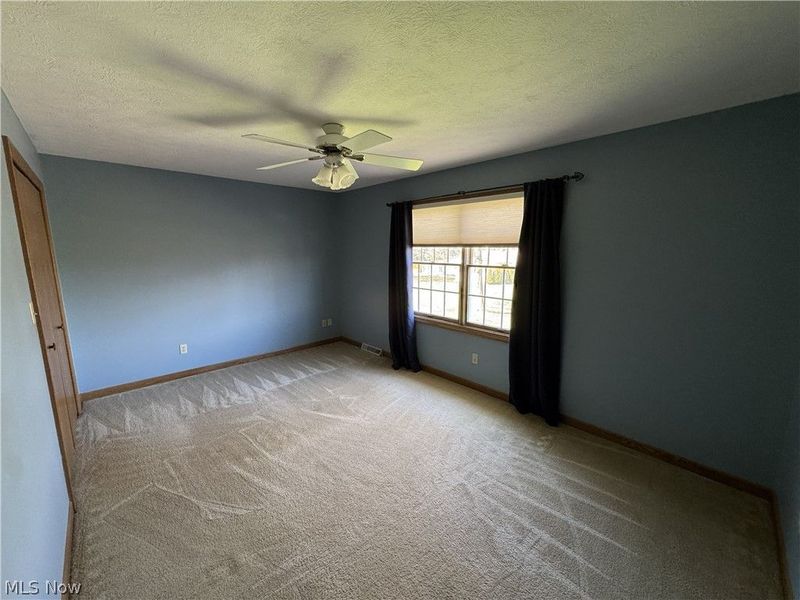 733 Austin Drive, Barberton, OH 44203 Photo 37