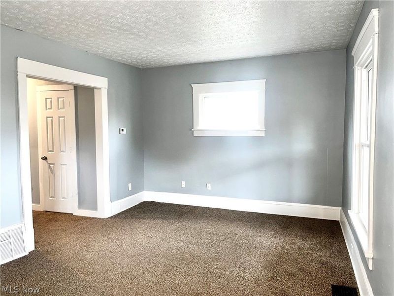 2291 11th Street SW, Akron, OH 44314 Photo 5