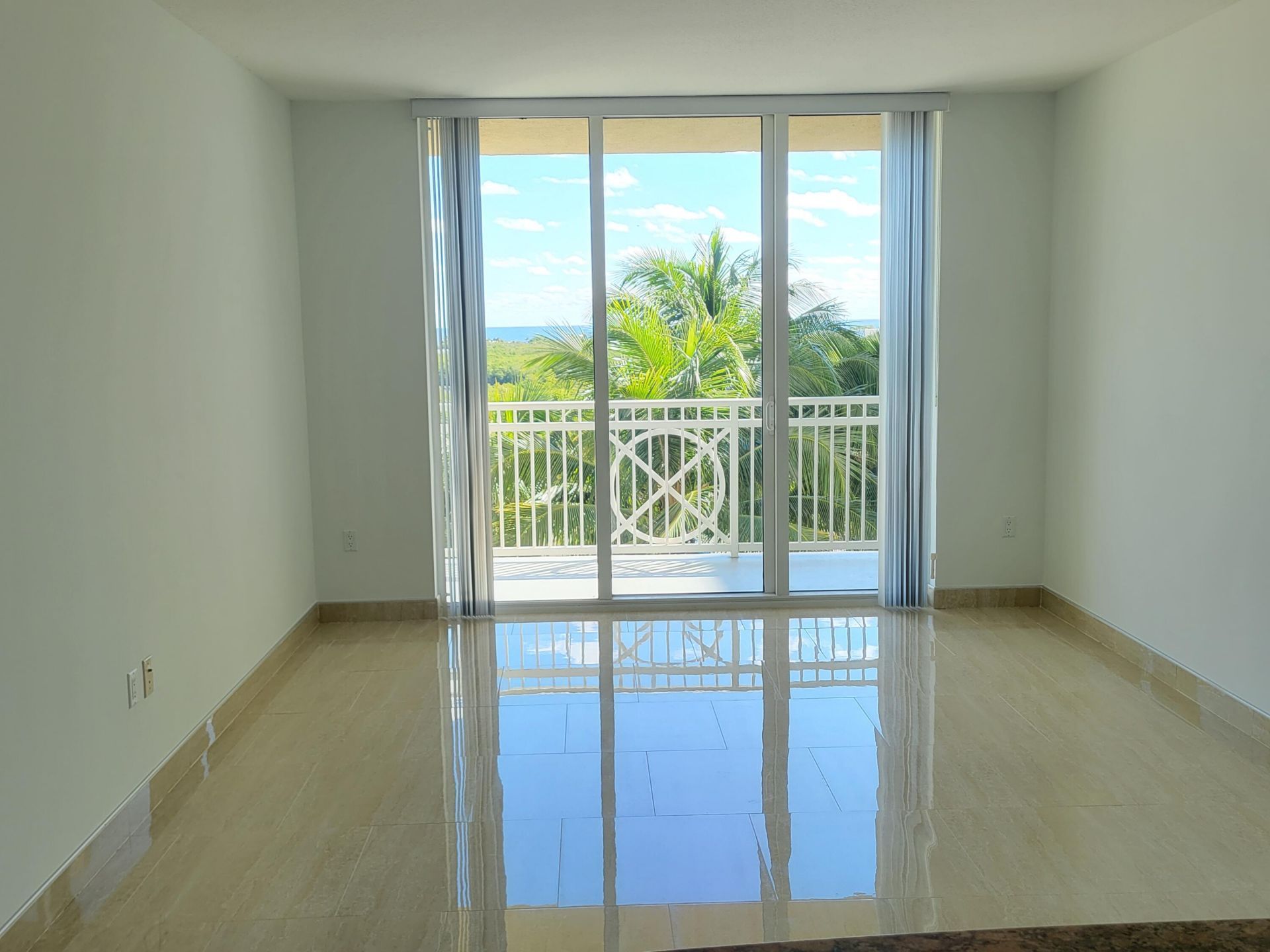 350 N Federal Highway, Unit 807, Boynton Beach, FL 33435 Photo