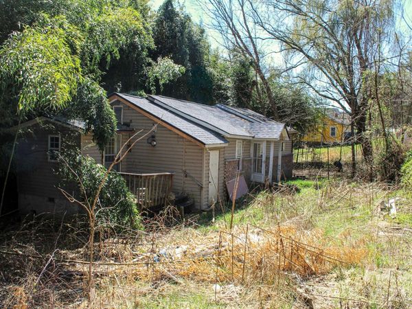 1293 Lake Logan Road , Canton, NC 28716