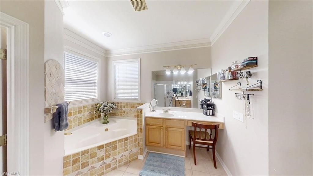 138 Burnt Pine Dr, Naples, FL 34119 Photo