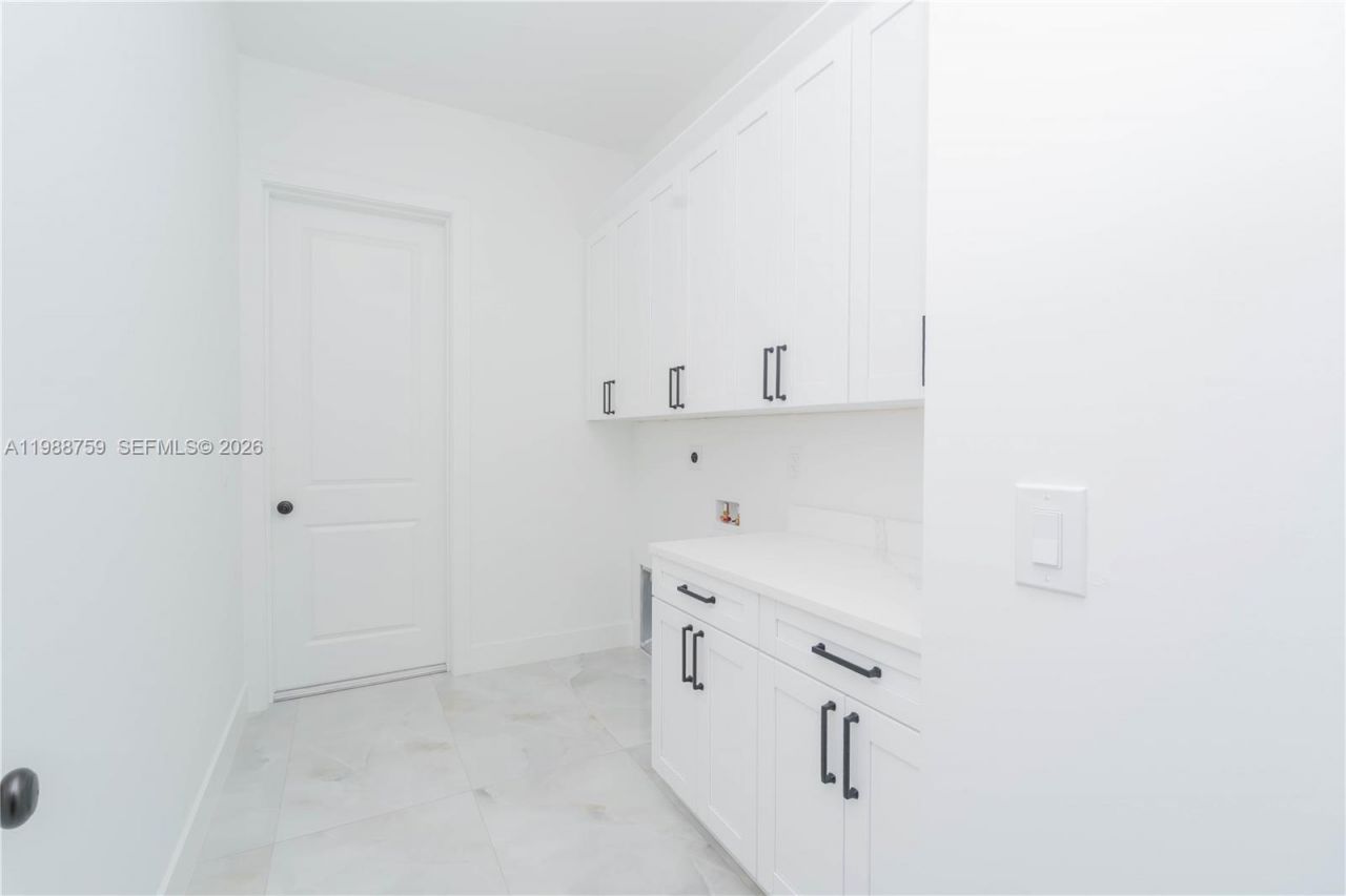 121 Moore Ave , Lehigh Acres, FL 33936 Photo