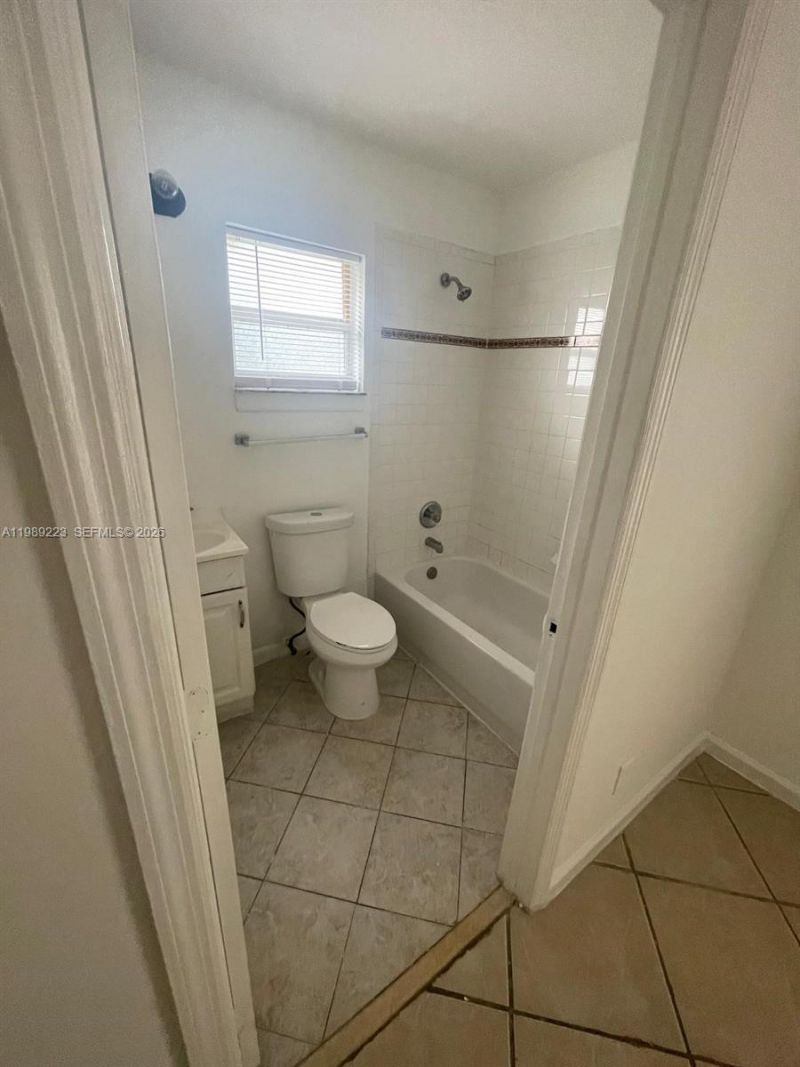 2321 NW 6th Ct , Fort Lauderdale, FL 33311 Photo