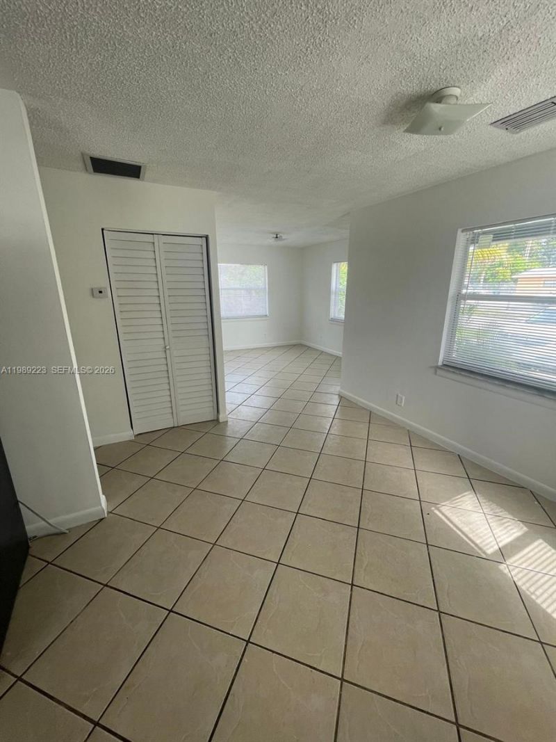2321 NW 6th Ct , Fort Lauderdale, FL 33311 Photo