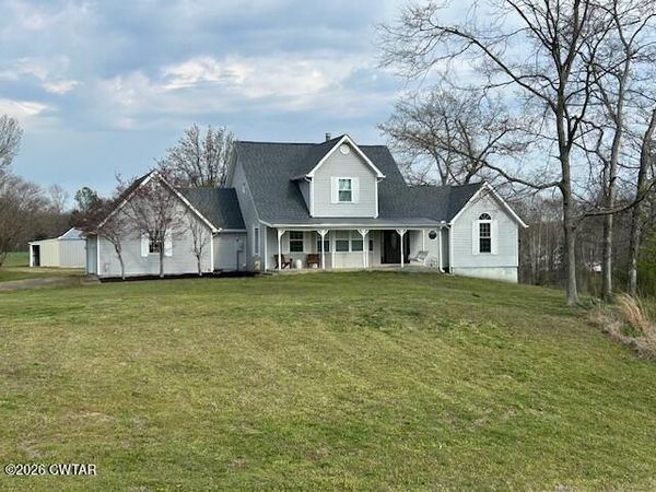 1020 Diggs Road , Paris, TN 38242