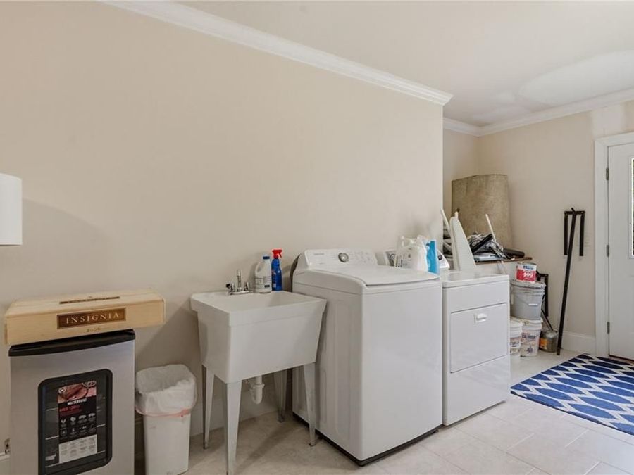 Property Image 64