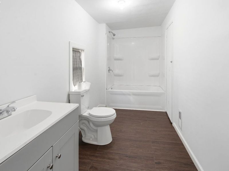 746 S Front Street, Fremont, OH 43420 Photo 13