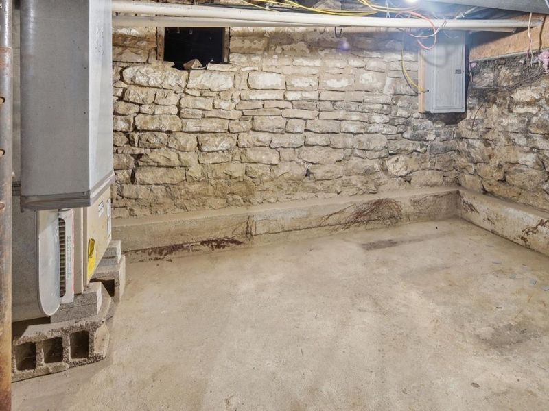 746 S Front Street, Fremont, OH 43420 Photo 16