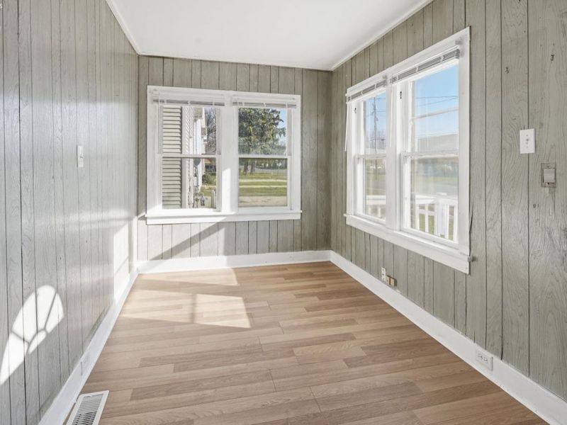 746 S Front Street, Fremont, OH 43420 Photo 2