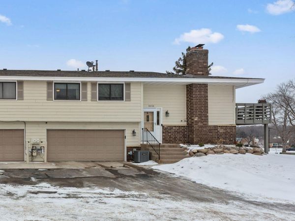 10430 Decatur Avenue S, Bloomington, MN 55438