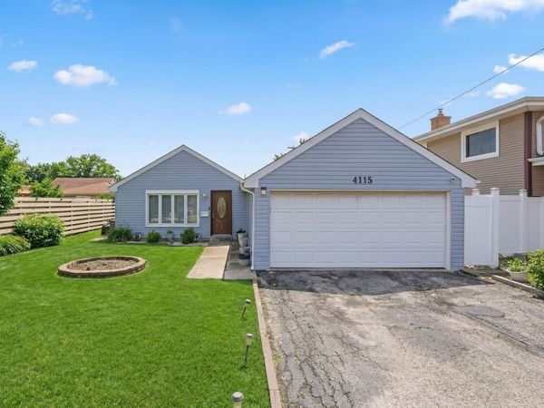 4115 Denley Avenue , Schiller Park, IL 60176