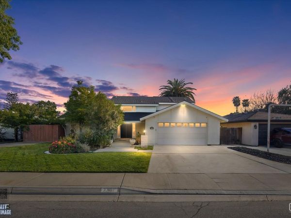 7701 Shetland Drive, Bakersfield, CA 93309