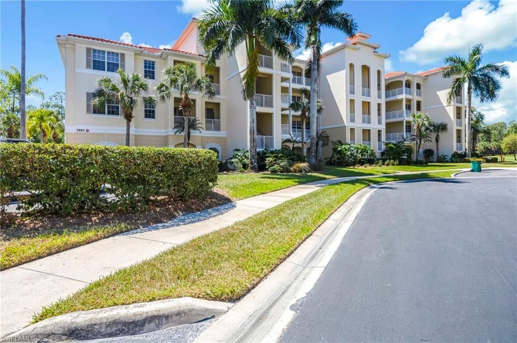 4884 Hampshire Ct, Unit 203, Naples, FL 34112 Main Photo