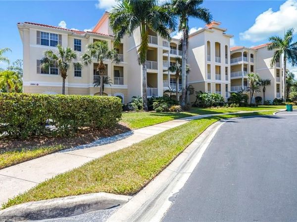 4884 Hampshire CT, Unit 203, NAPLES, FL 34112