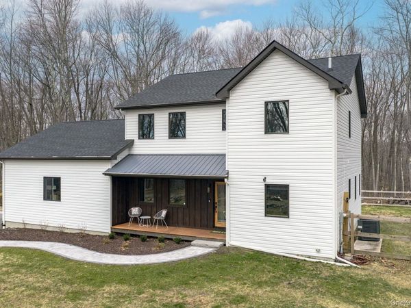 572 Greenville Turnpike, Middletown, NY 10940