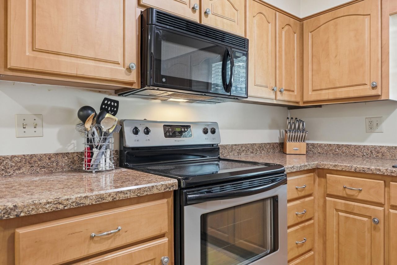 113 Ash St. Photo 14