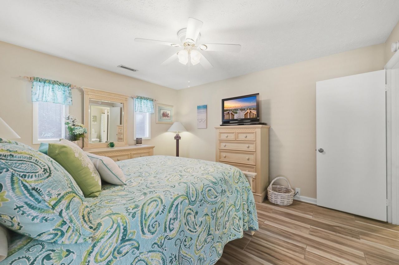 113 Ash St. Photo 18