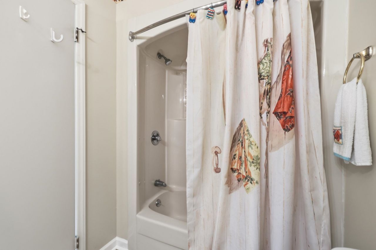 113 Ash St. Photo 31