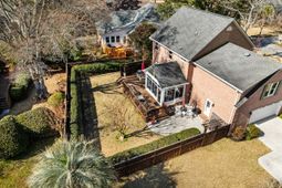 1418 Waterlily Drive photo 4