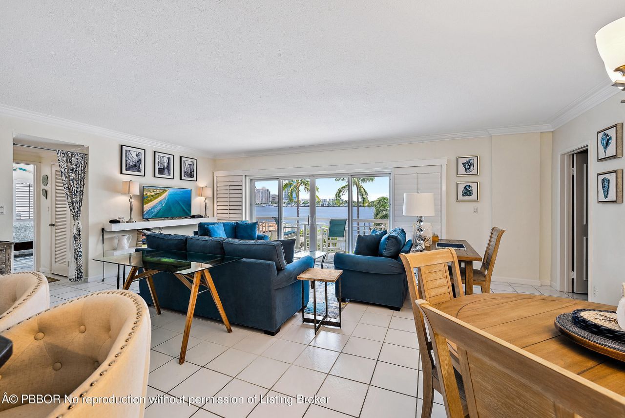 250 Bradley Place, Unit 308, Palm Beach, FL 33480 Photo