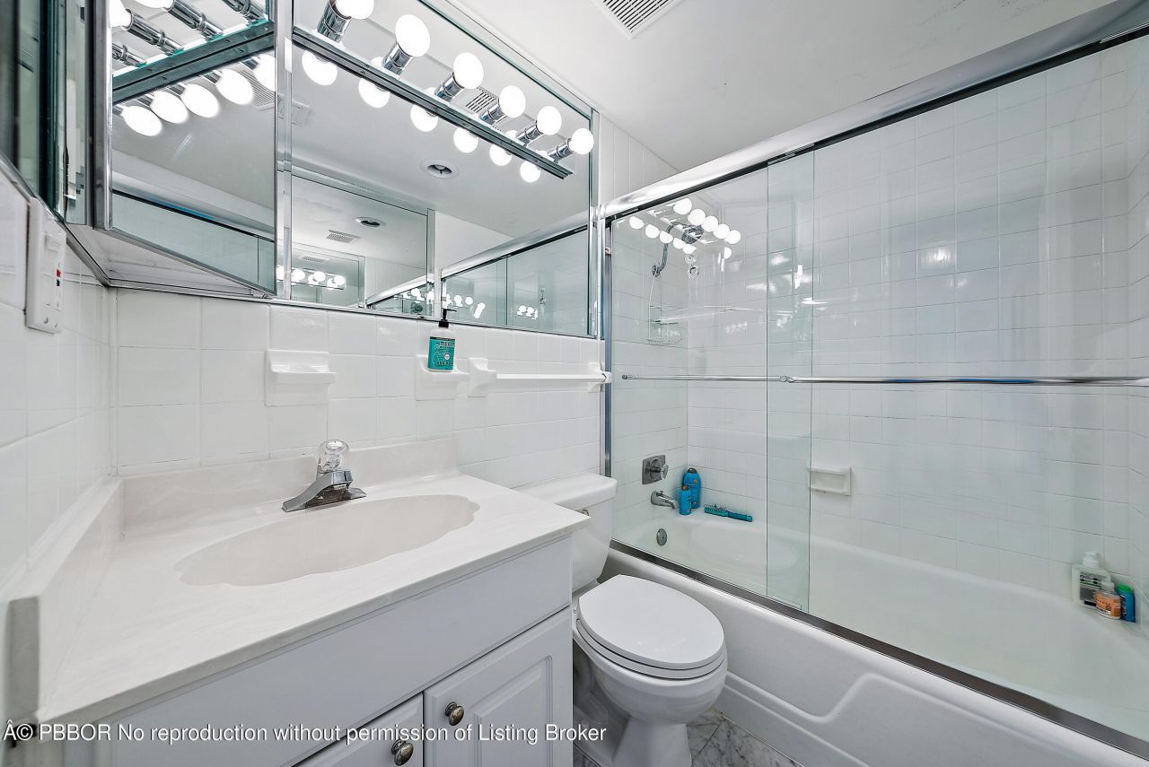 250 Bradley Place, Unit 308, Palm Beach, FL 33480 Photo