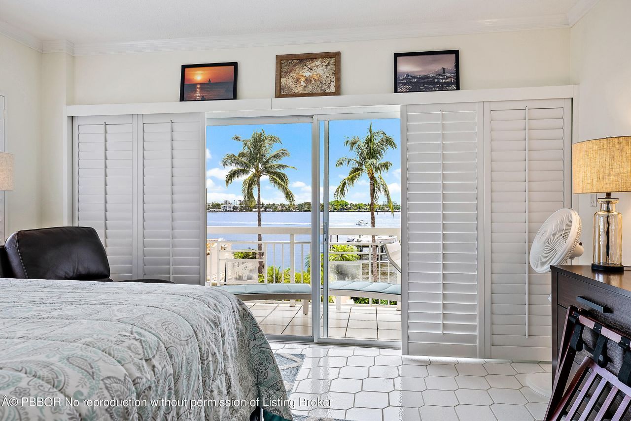 250 Bradley Place, Unit 308, Palm Beach, FL 33480 Photo