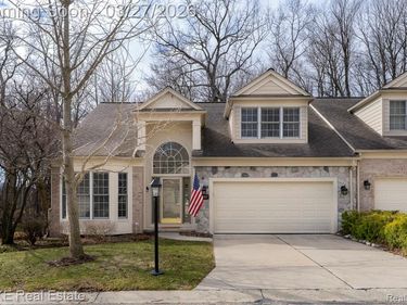 39587 Dun Rovin Drive, Northville Twp, MI 48168