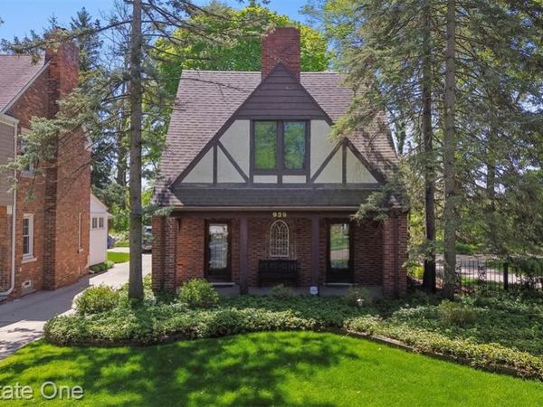 939 S HIGHLAND Street, Dearborn, MI 48124