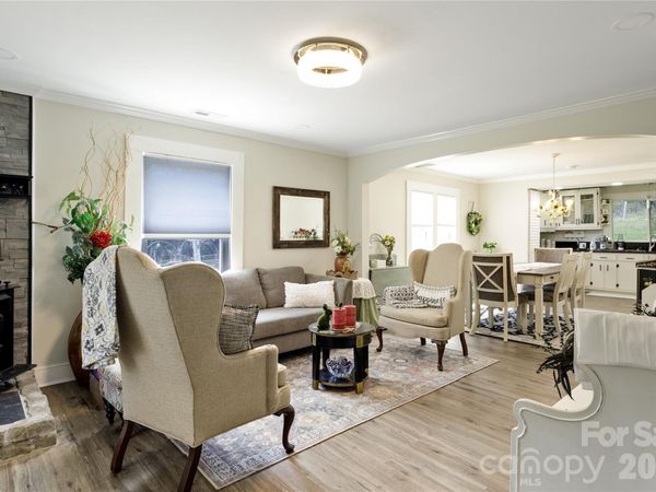 4100 S Fork Street, Hickory, NC 28602