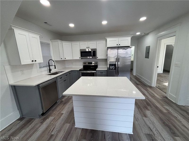 4115 Whitman Avenue, Unit UP, Cleveland, OH 44113 Photo 2