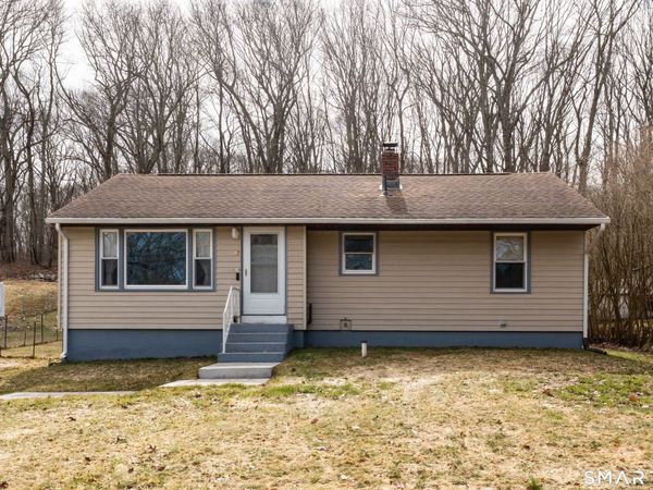 27 Linda, Montville, CT 06382