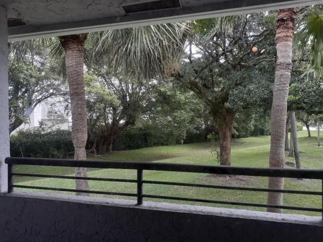 911 Lyons Road, Unit 2-207, Coconut Creek, FL 33063 Photo