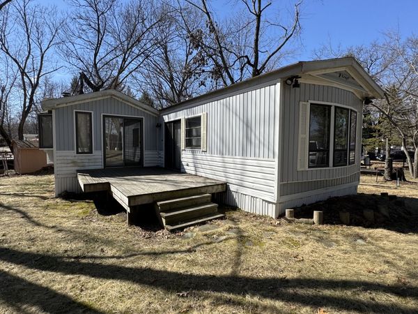 2-148 Woodhaven Lakes , Sublette, IL 61367