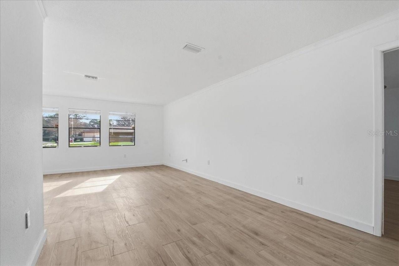 9430 Patricia Court, Seminole, FL 33776 Photo