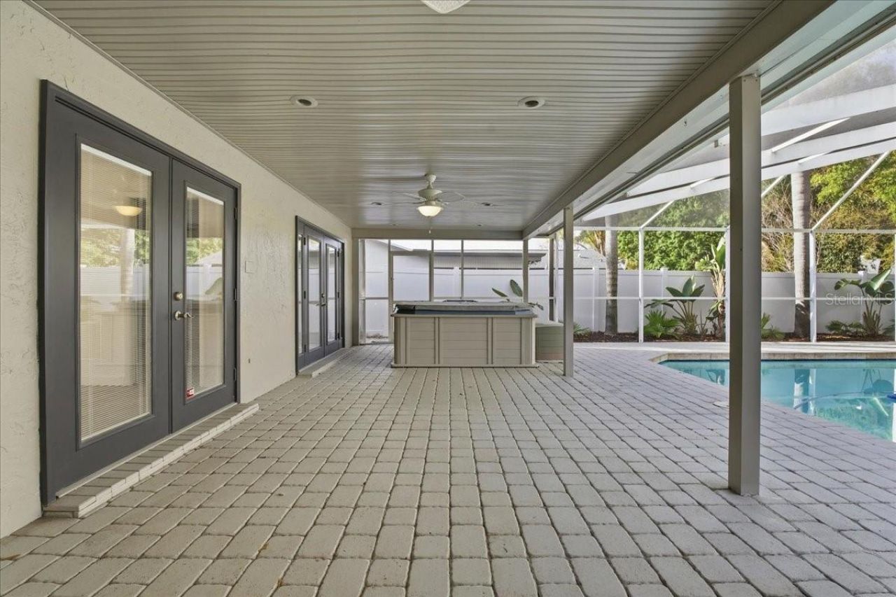 9430 Patricia Court, Seminole, FL 33776 Photo