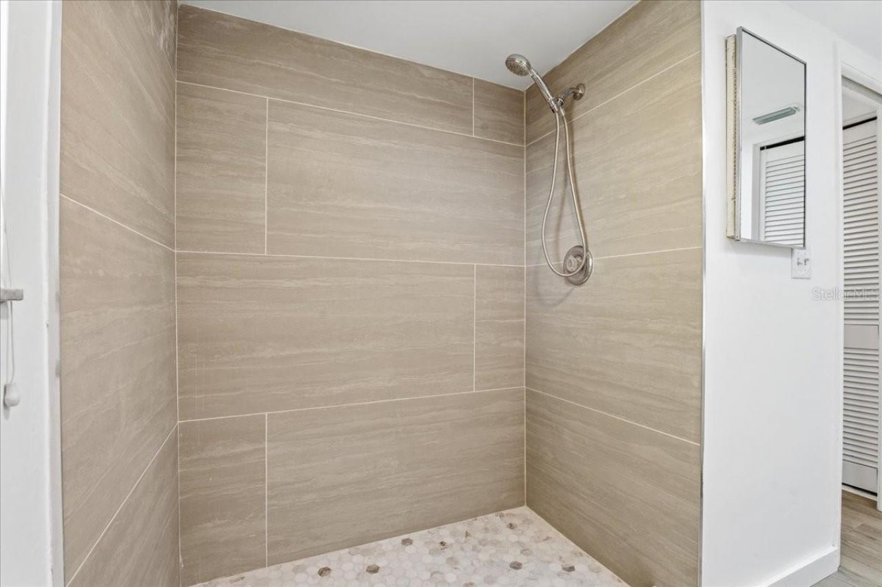 9430 Patricia Court, Seminole, FL 33776 Photo