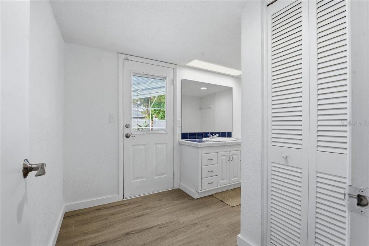 9430 Patricia Court, Seminole, FL 33776 Photo