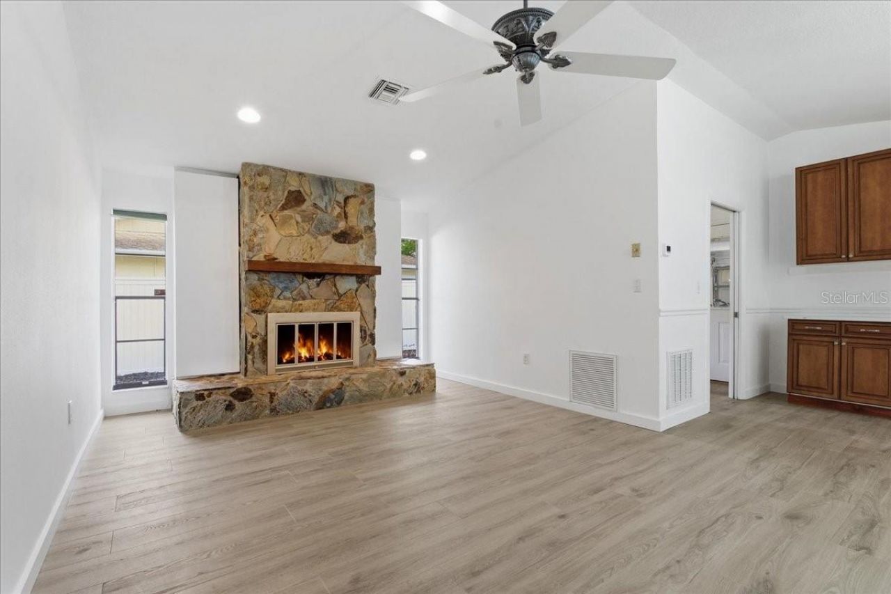 9430 Patricia Court, Seminole, FL 33776 Photo