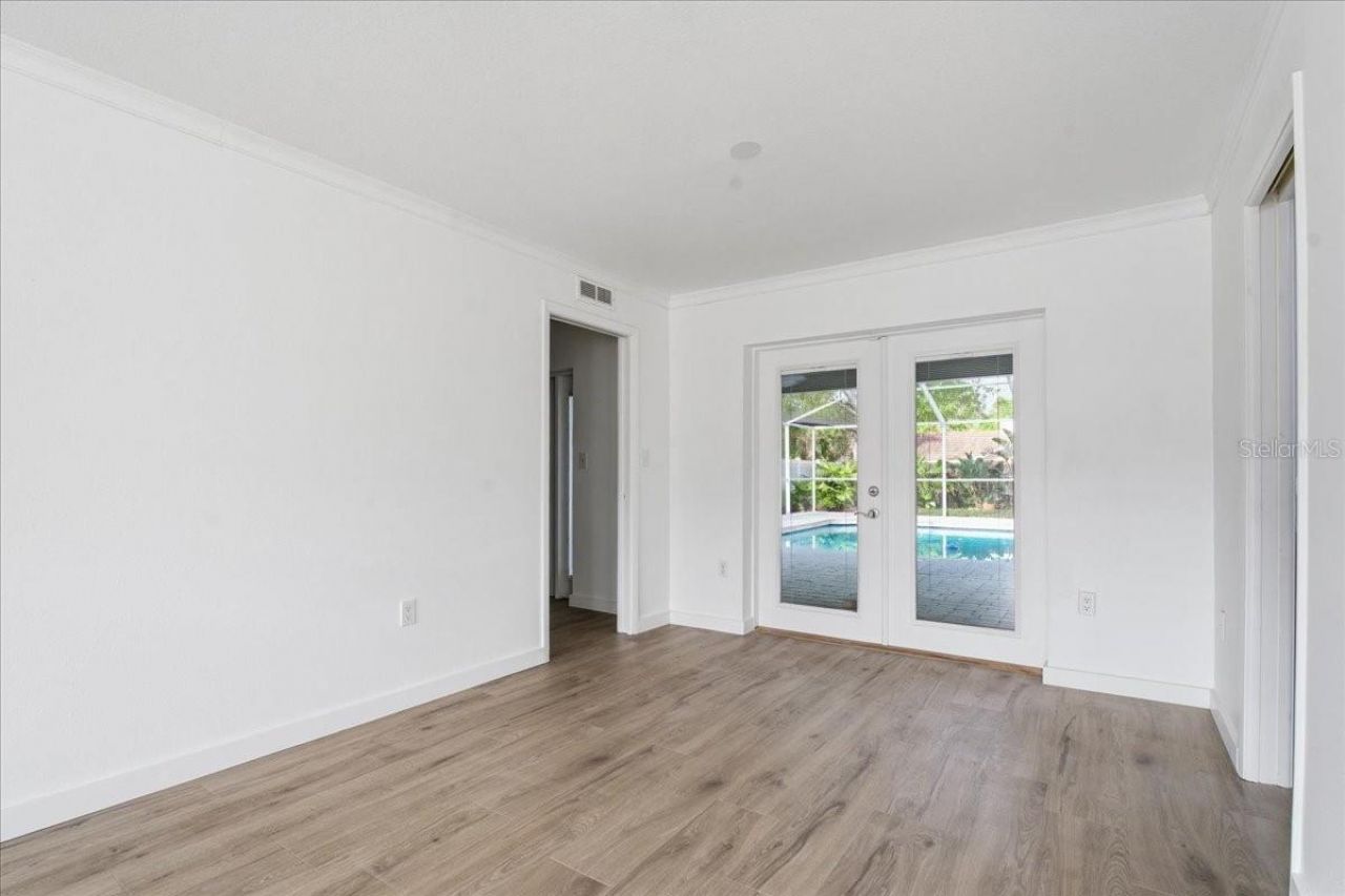 9430 Patricia Court, Seminole, FL 33776 Photo