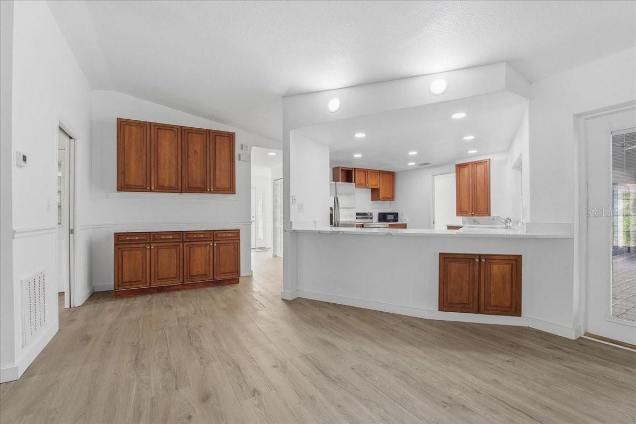 9430 Patricia Court, Seminole, FL 33776 Photo