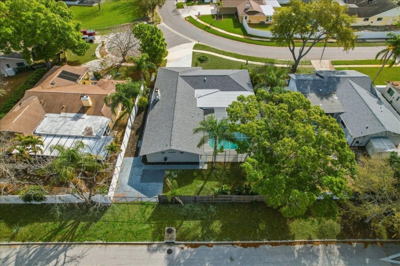 9430 Patricia Court, Seminole, FL 33776 Photo