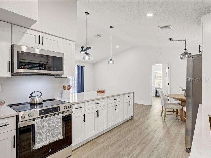 6505 64th Lane E, Palmetto, FL 34221 Photo