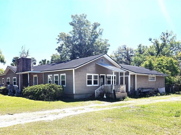 474 E UNIVERSITY AVENUE, ORANGE CITY, FL 32763