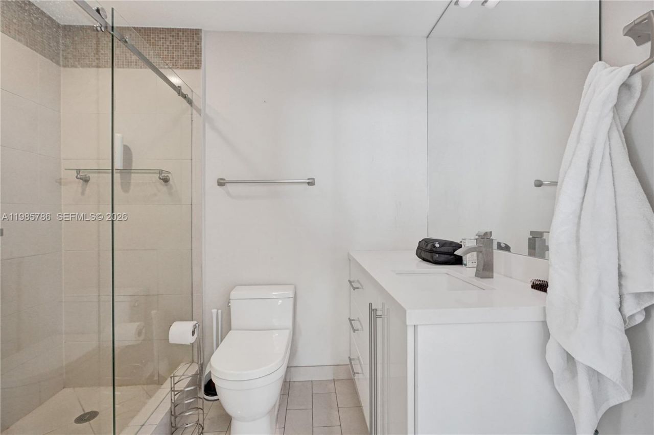 79 SW 12th St, Unit 3412-S, Miami, FL 33130 Photo