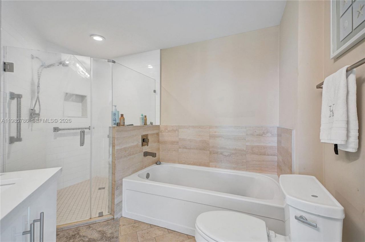 79 SW 12th St, Unit 3412-S, Miami, FL 33130 Photo