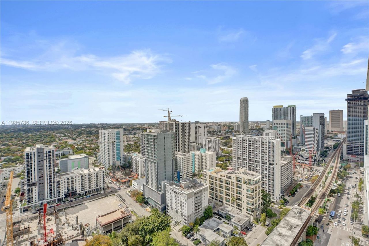 79 SW 12th St, Unit 3412-S, Miami, FL 33130 Photo